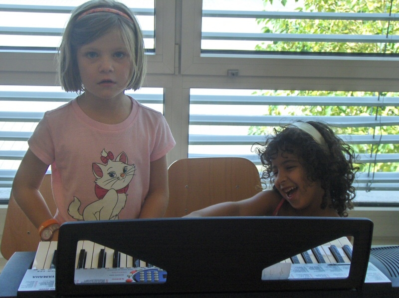 Village Camps International Summer Camp VDC Geneva 2016-08-12 https://www.villagecamps.com/journals_admin/images/345-7-Picture 032.jpg